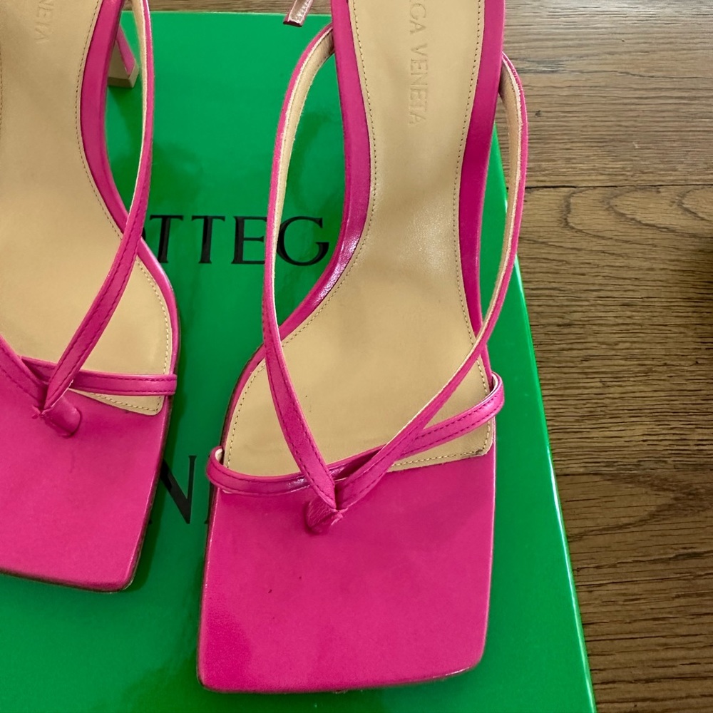 bottega veneta sandals heels